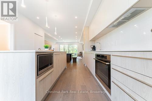 29 Rockmount Crescent, Gravenhurst (Muskoka (S)), ON - Indoor Photo Showing Kitchen