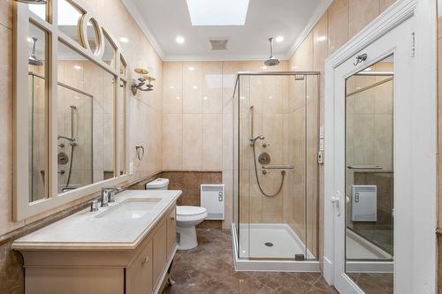 Bathroom - 4338 Av. Westmount, Westmount, QC - Indoor Photo Showing Bathroom