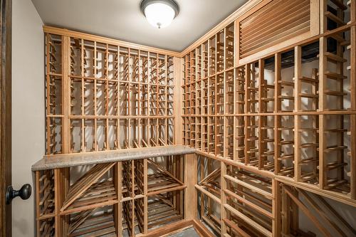 Wine cellar - 4338 Av. Westmount, Westmount, QC - Indoor Photo Showing Other Room