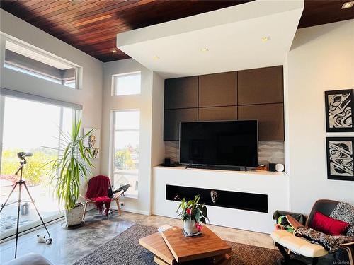 3358 Haida Dr, Colwood, BC 