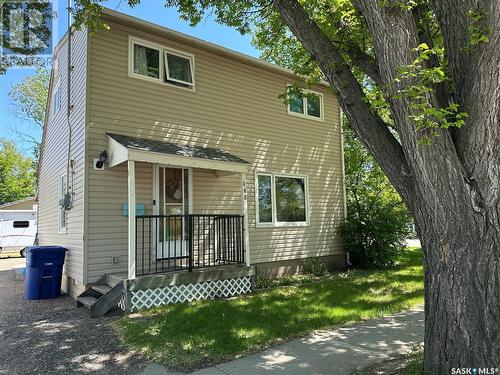 102 9Th Street Ne, Weyburn, SK - Outdoor With Deck Patio Veranda