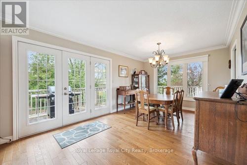 4540 20 Side Road N, Puslinch, ON - Indoor Photo Showing Dining Room