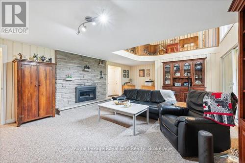 4540 20 Side Road N, Puslinch, ON - Indoor Photo Showing Living Room With Fireplace