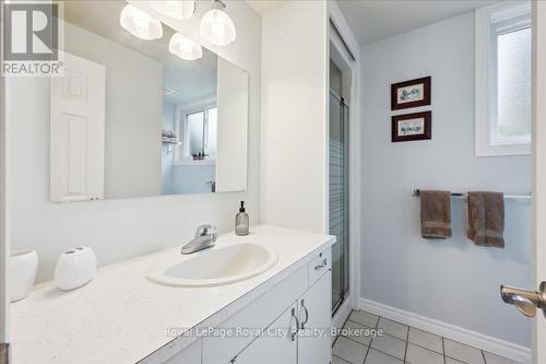 4540 20 Side Road N, Puslinch, ON - Indoor Photo Showing Bathroom