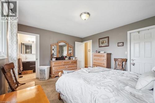 4540 20 Sideroad N, Puslinch, ON - Indoor Photo Showing Bedroom