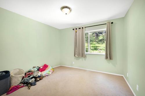 1833 Pratt Road, Kamloops, BC - Indoor Photo Showing Other Room