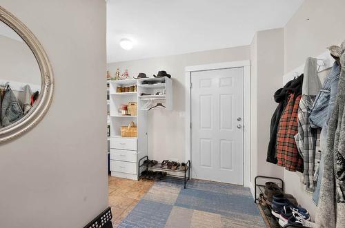1833 Pratt Road, Kamloops, BC - Indoor Photo Showing Other Room