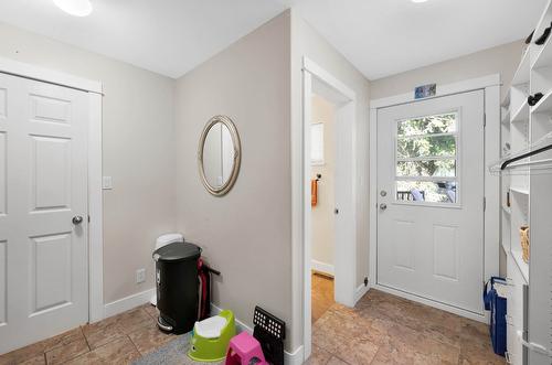 1833 Pratt Road, Kamloops, BC - Indoor Photo Showing Other Room