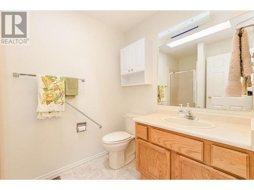 151 8 Avenue Sw Unit# 10, Salmon Arm, BC - Indoor Photo Showing Bathroom
