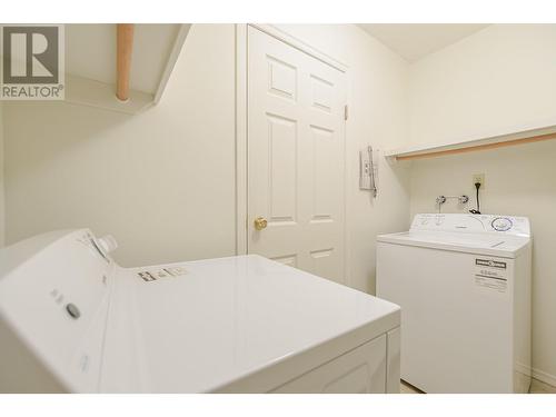 151 8 Avenue Sw Unit# 10, Salmon Arm, BC - Indoor Photo Showing Laundry Room