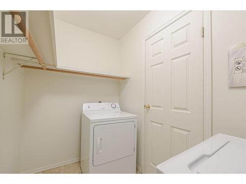 151 8 Avenue Sw Unit# 10, Salmon Arm, BC - Indoor Photo Showing Laundry Room