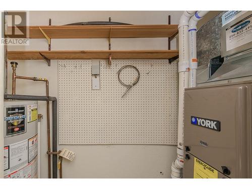 151 8 Avenue Sw Unit# 10, Salmon Arm, BC - Indoor