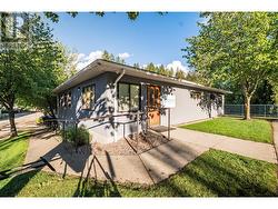 663 COLUMBIA Avenue  Castlegar, BC V1N 1H1
