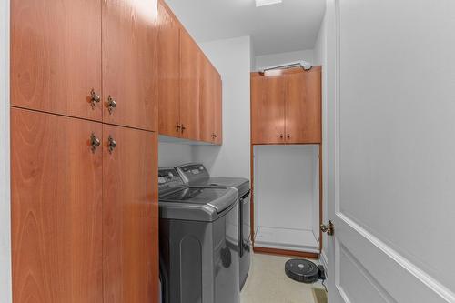 Salle de lavage - 1435Z Rue St-Jean-Baptiste, Saint-Roch-De-Richelieu, QC - Indoor Photo Showing Laundry Room