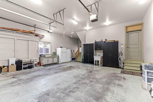 Garage - 1435Z Rue St-Jean-Baptiste, Saint-Roch-De-Richelieu, QC - Indoor Photo Showing Garage