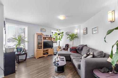 Salon - 1435Z Rue St-Jean-Baptiste, Saint-Roch-De-Richelieu, QC - Indoor Photo Showing Living Room