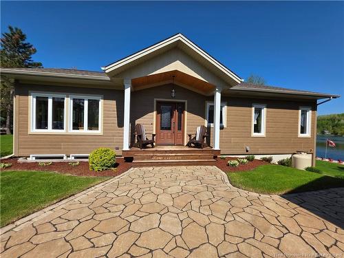 19 Ferris Rd, Red Rapids, NB 