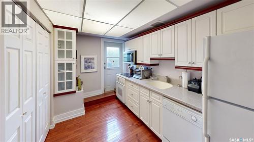 2301 15Th Avenue, Regina, SK - Indoor