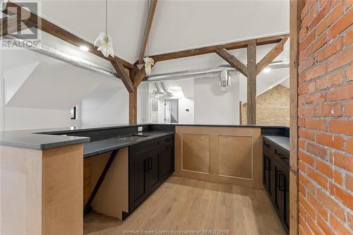 247 Brock Street Unit# 401, Amherstburg, ON - Indoor Photo Showing Kitchen