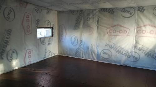 127 Second Avenue E, Benito, MB - Indoor Photo Showing Bathroom