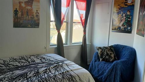 127 Second Avenue E, Benito, MB - Indoor Photo Showing Bedroom