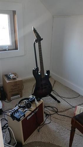 127 Second Avenue E, Benito, MB - Indoor Photo Showing Gym Room