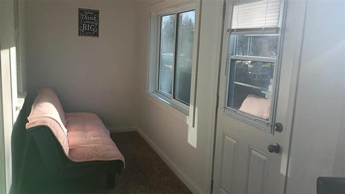 127 Second Avenue E, Benito, MB - Indoor Photo Showing Other Room