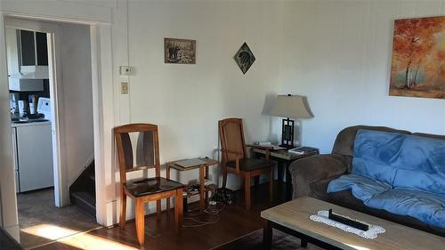 127 Second Avenue E, Benito, MB - Indoor