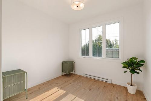 Chambre à coucher principale - Rue Des Érables, Val-Alain, QC - Indoor Photo Showing Other Room