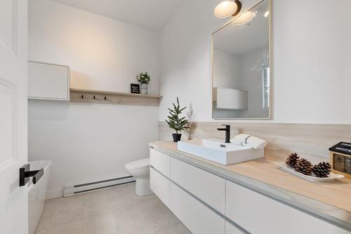 Salle de bains - Rue Des Érables, Val-Alain, QC - Indoor Photo Showing Bathroom