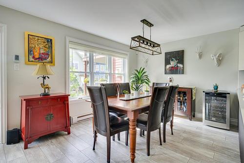 Dining room - 120 Ch. Louis-Dufour, Saint-Sauveur, QC - Indoor Photo Showing Dining Room