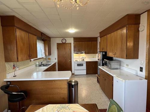 410 Neville Street, Reserve Mines, NS 