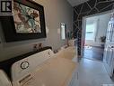118 9Th Street, Weyburn, SK  - Indoor Photo Showing Laundry Room 