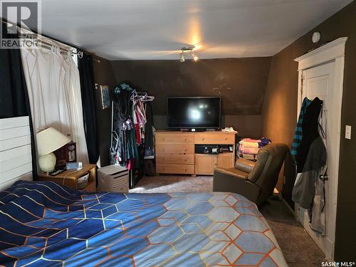 118 9Th Street, Weyburn, SK - Indoor