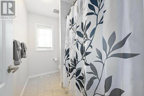 19 Froggy Drive, Thorold, ON - Indoor Photo Showing Other Room