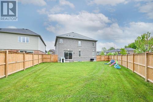 19 Froggy Drive, Thorold, ON - Outdoor With Backyard