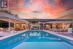 23 HUNTERS GLEN ROAD  Aurora, ON L4G 6W4