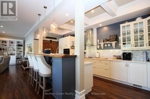 7313 Highway 534 Highway, Parry Sound Remote Area (Restoule), ON - Indoor Photo Showing Kitchen With Upgraded Kitchen