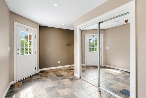 220 West Bench Drive, Penticton, BC - Indoor Photo Showing Other Room