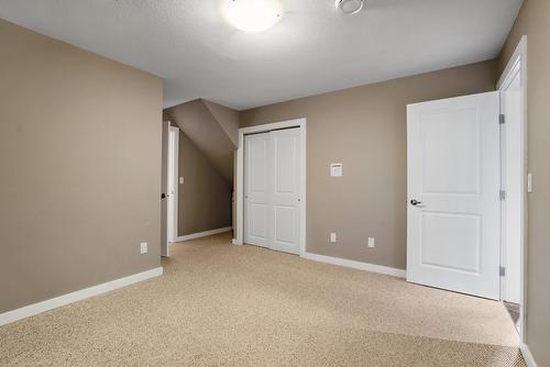 220 West Bench Drive, Penticton, BC - Indoor Photo Showing Other Room