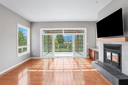 220 West Bench Drive, Penticton, BC - Indoor With Fireplace