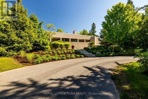 14 Kanata Rockeries Private, Ottawa, ON - Outdoor