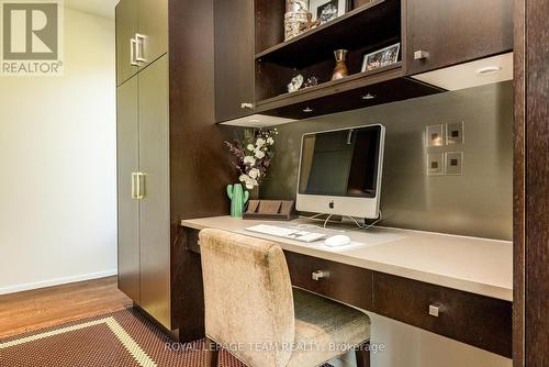 14 Kanata Rockeries Private, Ottawa, ON - Indoor