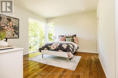 14 Kanata Rockeries Private, Ottawa, ON - Indoor Photo Showing Bedroom