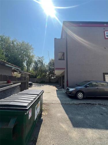 3185 Quadra St, Victoria, BC 