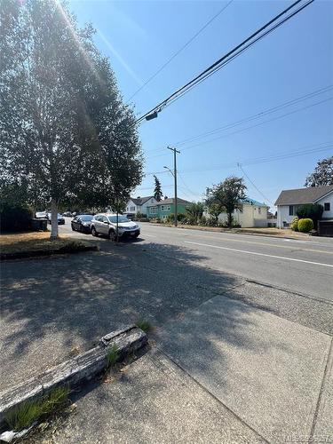 3185 Quadra St, Victoria, BC 