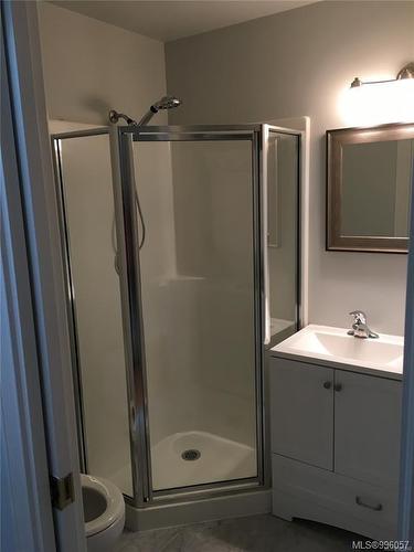 3185 Quadra St, Victoria, BC 