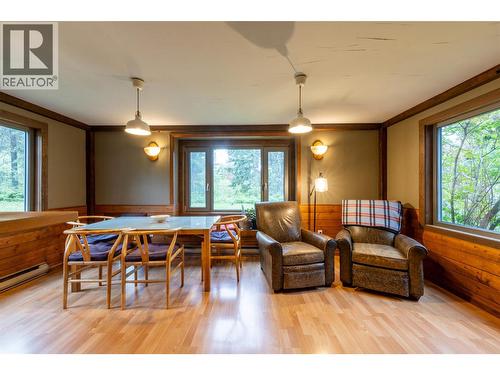 1615 Campbell Road, Golden, BC - Indoor