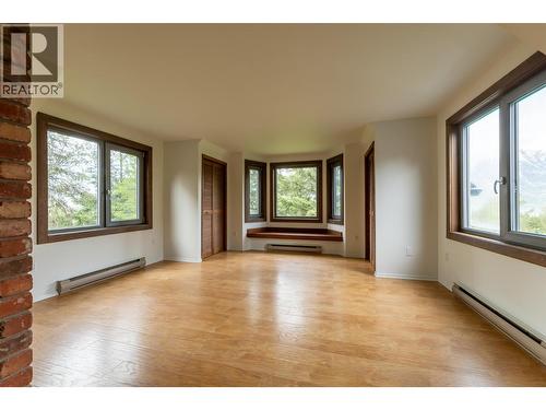 1615 Campbell Road, Golden, BC - Indoor