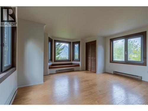 1615 Campbell Road, Golden, BC - Indoor